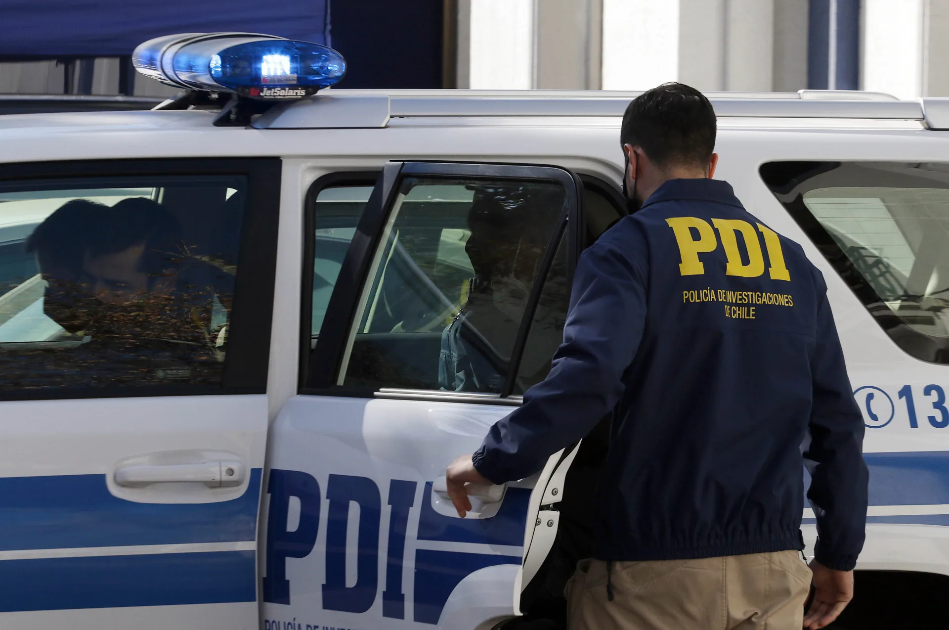 Funcionarios de la PDI fueron detenidos por ayudar a red de tráfico de migrantes