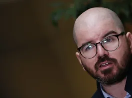 Videollamada hecha con Inteligencia Artificial podría ser la clave para el robo en el Ministerio de Desarrollo