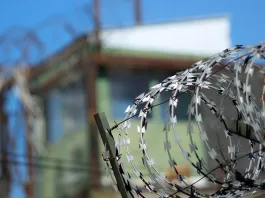 fuga de tres mujeres