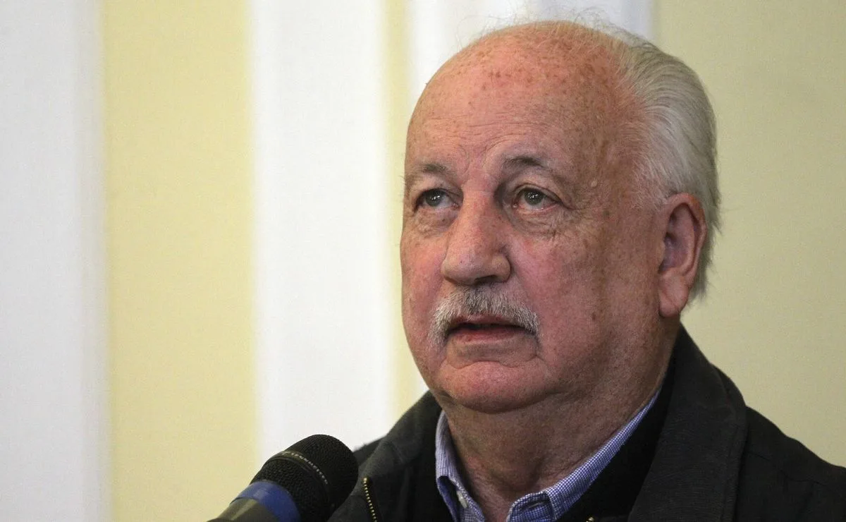 Guillermo Teillier murió de una trombosis intestinal