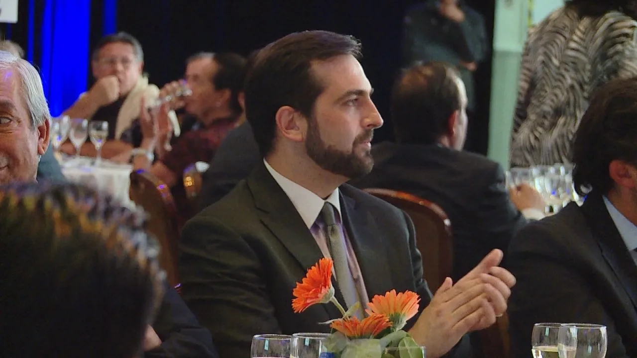 El periodista de CNN Nicolás Paut recibió ácidas críticas por una pubicación en Twitter sobre los 50 años del Golpe de Estado