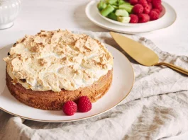 Descubre alternativas sin leche para una repostería vegana deliciosa y creativa.