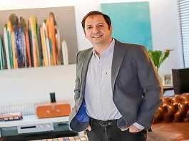 Candidato al CFA destaca la importancia de mantener el gasto y la deuda fiscal.