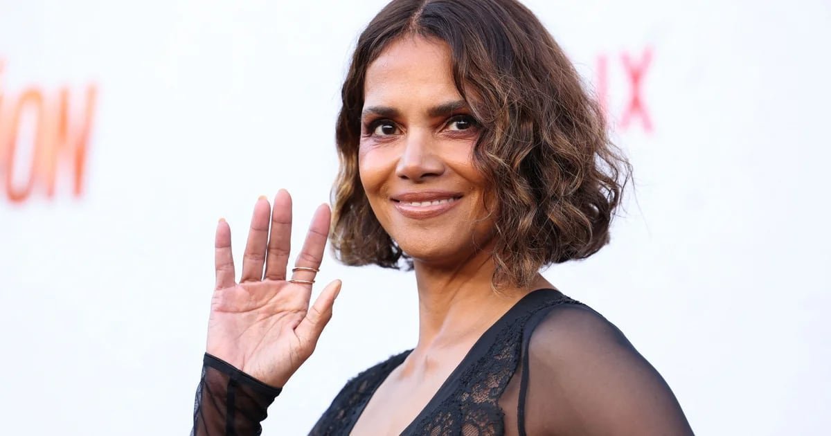 Halle Berry: celebrando su 58 cumpleaños con estilo y alegría. Halle Berry: celebrando su 58 cumpleaños con estilo y alegría.