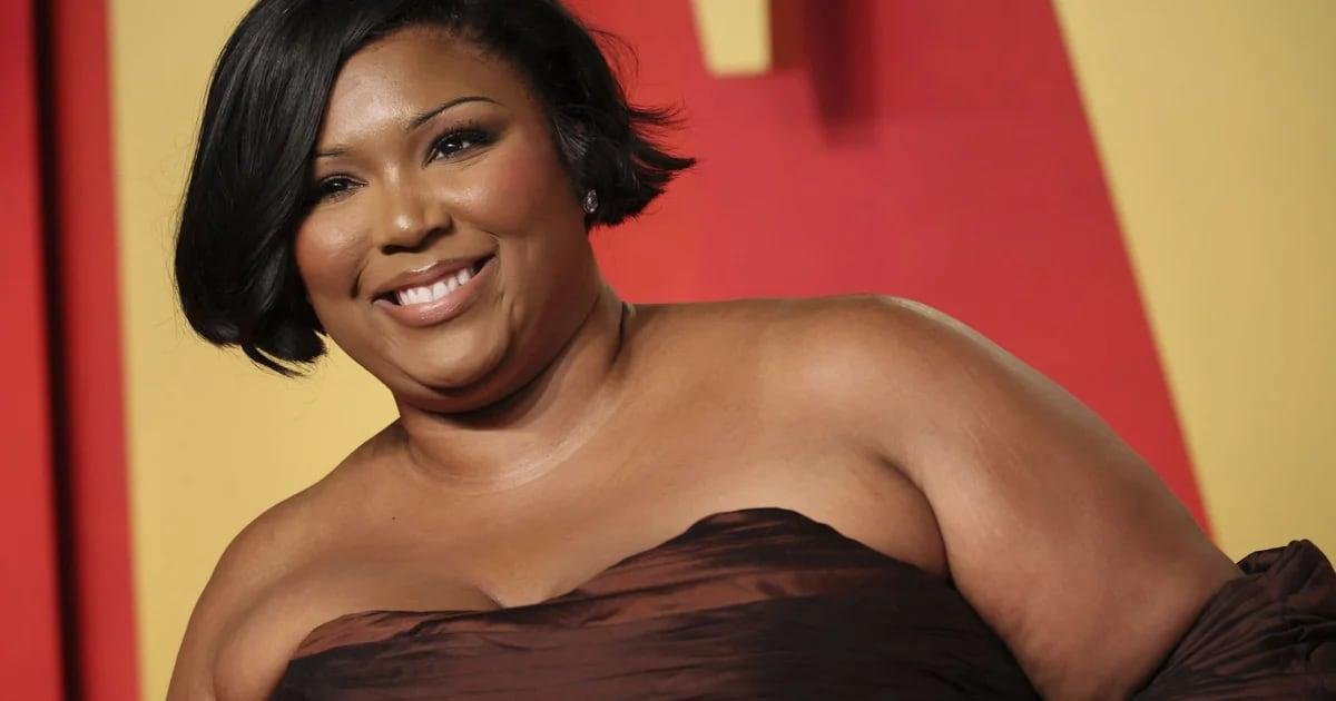 Lizzo anuncia un descanso musical para priorizar su bienestar y "proteger su paz".