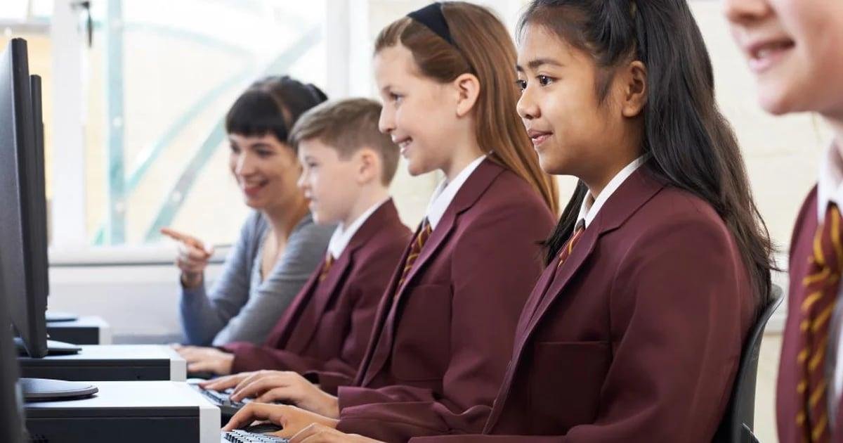 El amor por aprender y la determinación son clave para el éxito académico infantil.