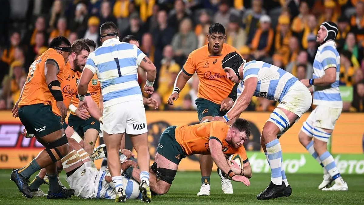 Pumas y Australia empatan 0-0 en un intenso duelo del Rugby Championship en La Plata.