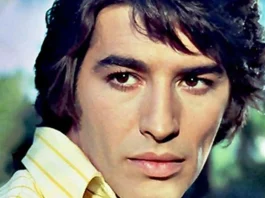 Homenaje a Sandro: proyecciones