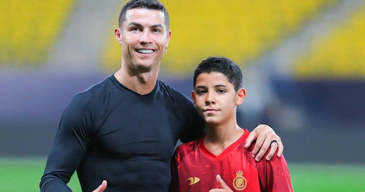 Ronaldo defiende la privacidad: su hijo mayor vive sin redes sociales. Ronaldo defiende la privacidad: su hijo mayor vive sin redes sociales.
