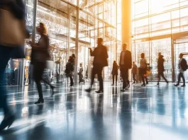 El CEO de la empresa de tecnología exige el regreso a la oficina tras resultados insatisfactorios.