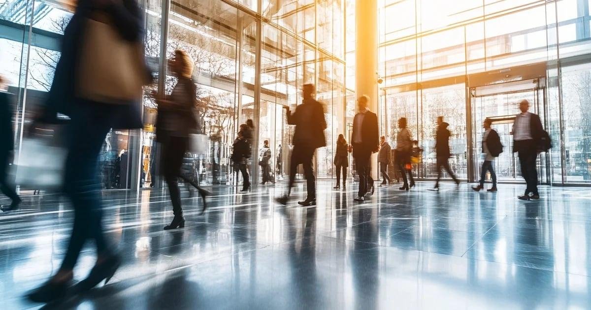 El CEO de la empresa de tecnología exige el regreso a la oficina tras resultados insatisfactorios.