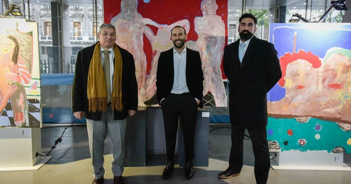 Alfonso Reyes presenta su arte en la Cámara de Diputados