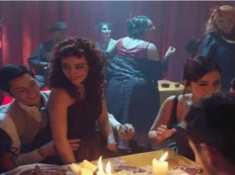 Éxitos de Mon Laferte y Soda Stereo resuenan en El Señor de la Querencia.