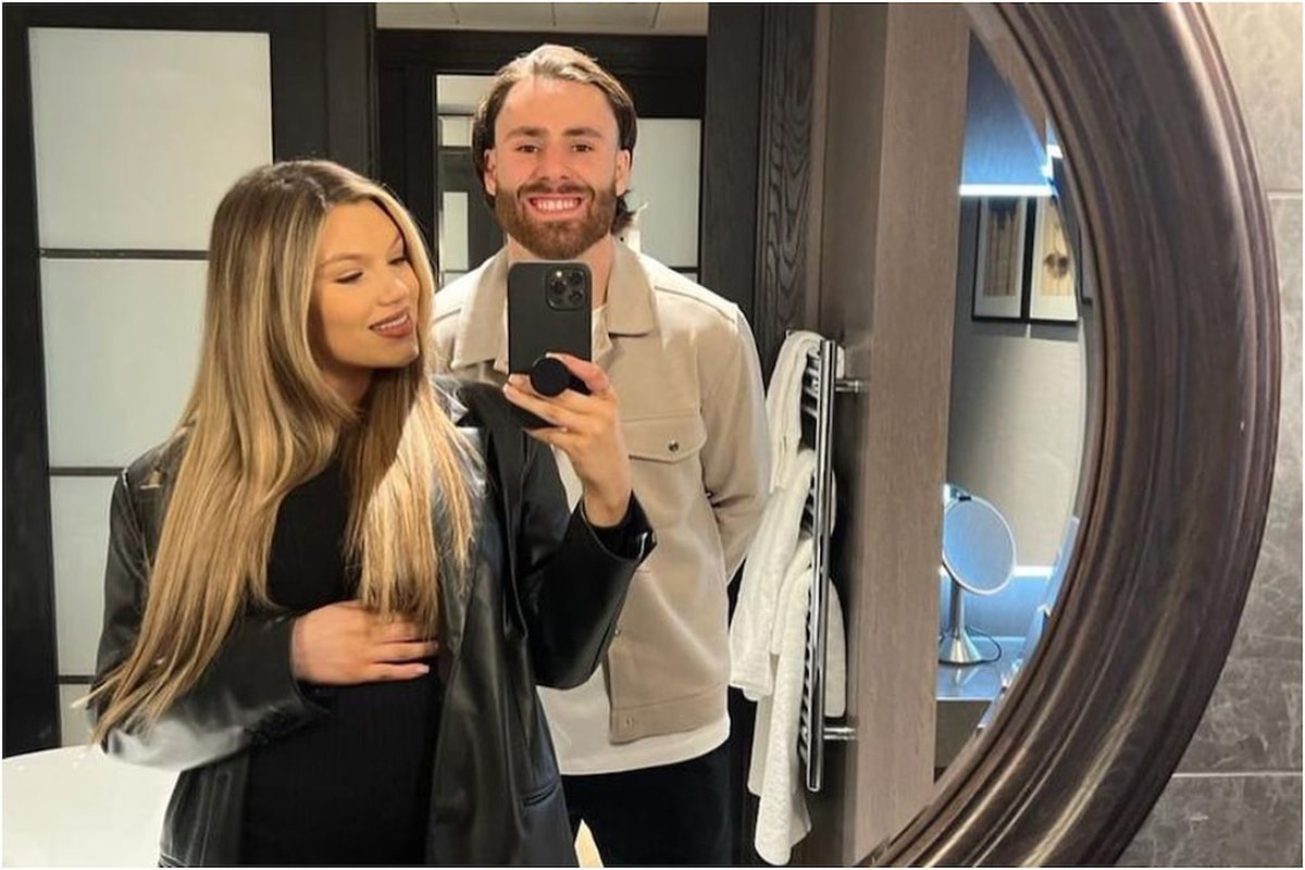 Ben Brereton y su polola esperan con alegría la llegada de su segundo hijo.