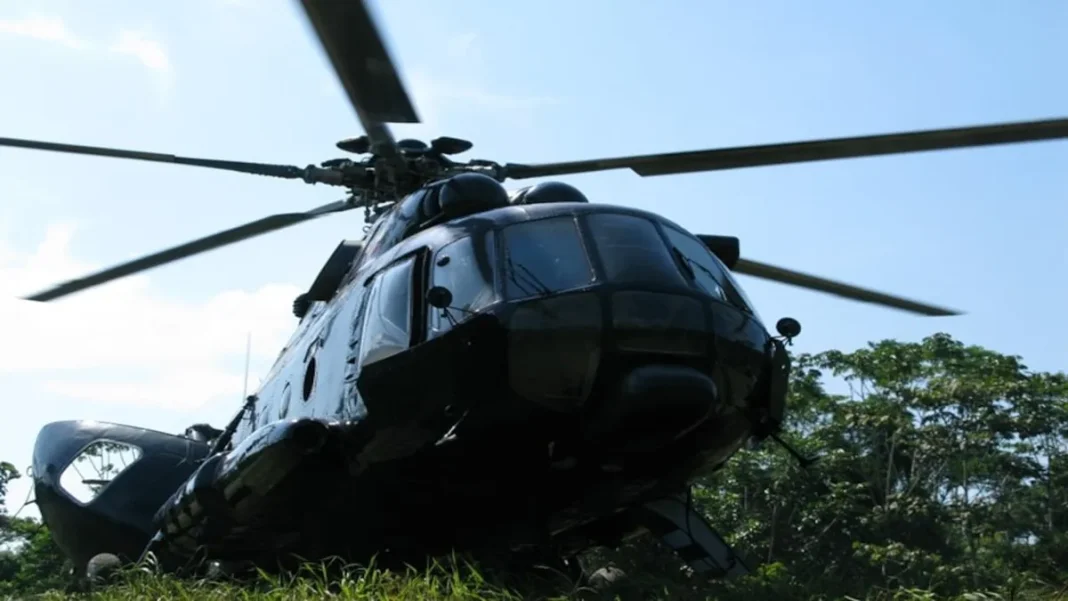 Helicóptero desaparece en Rusia con 22 personas a bordo; se intensifican las búsquedas. Helicóptero desaparece en Rusia con 22 personas a bordo; se intensifican las búsquedas.