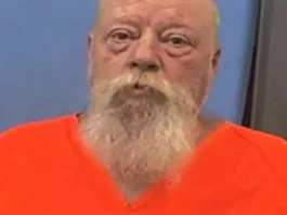 ADN en colilla de cigarro revela identidad del asesino tras 44 años de misterio.