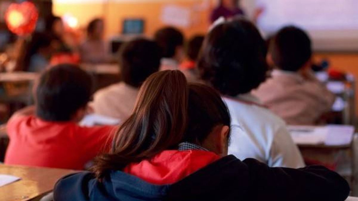 Denuncian intento de envenenamiento en La Serena: alumna habría contaminado la comida.