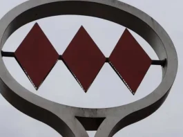 Metro de Santiago cierra tres estaciones en Línea 3 por mantenimiento urgente.