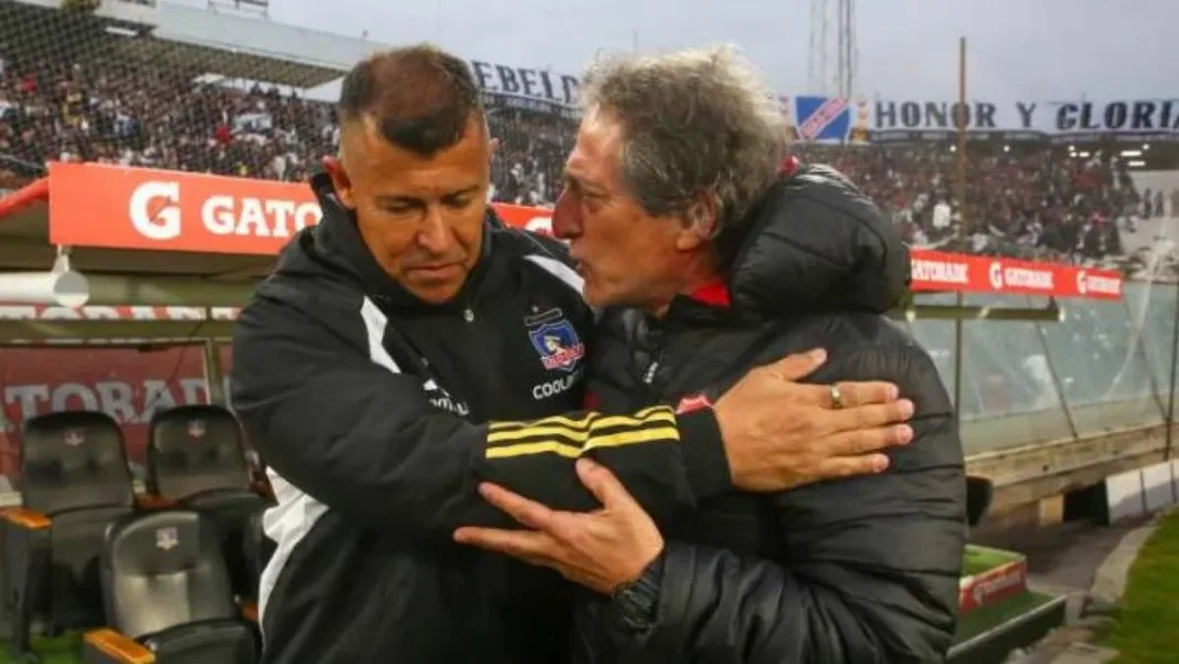 Mario Salas critica la situación actual del fútbol chileno y su impacto en el campeonato.