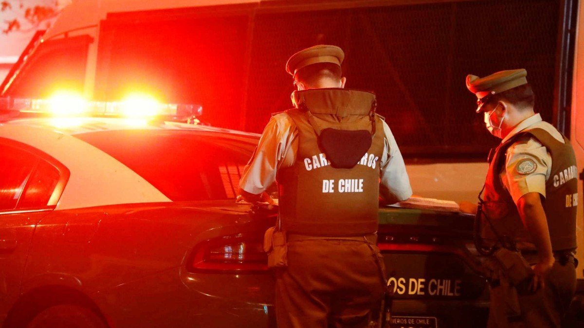 Hombre baleado en supermercado de Maipú: se encuentra en estado grave tras el ataque.