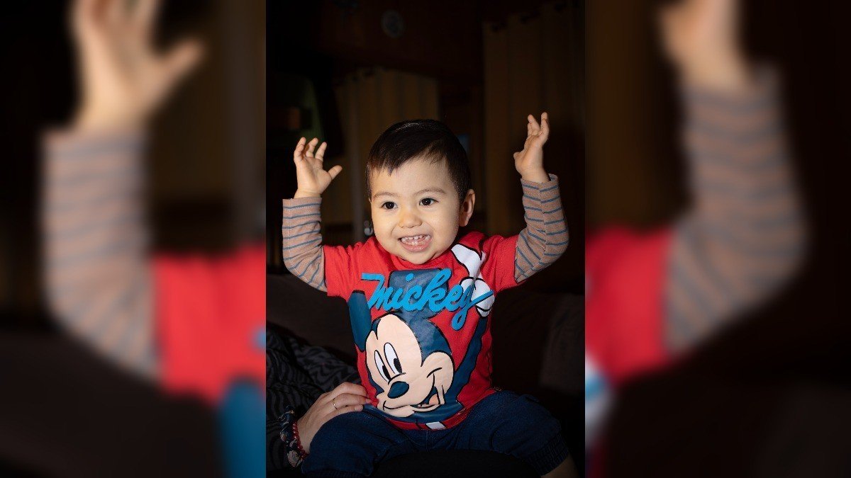 Familia de Ancud busca gemelo genético para tratar la enfermedad de su hijo.