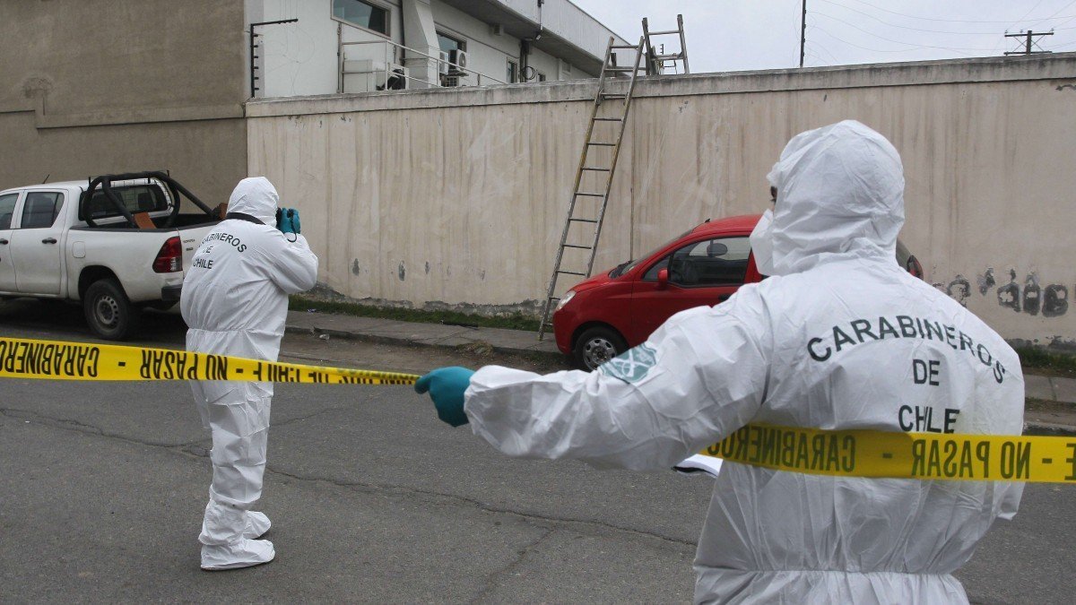 Detienen a funcionaria de Brinks tras robo en sucursal de Rancagua.