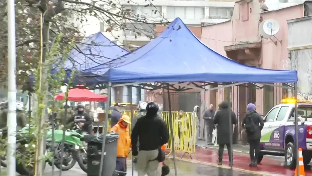 Desalojo en Santiago: 16 familias y 40 personas afectadas por segunda vez.