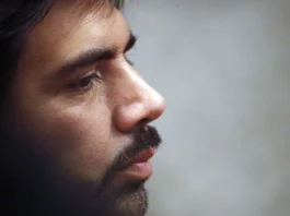 Fiscalía investiga a Joaquín Lavín por presunto tráfico de influencias en contrataciones.