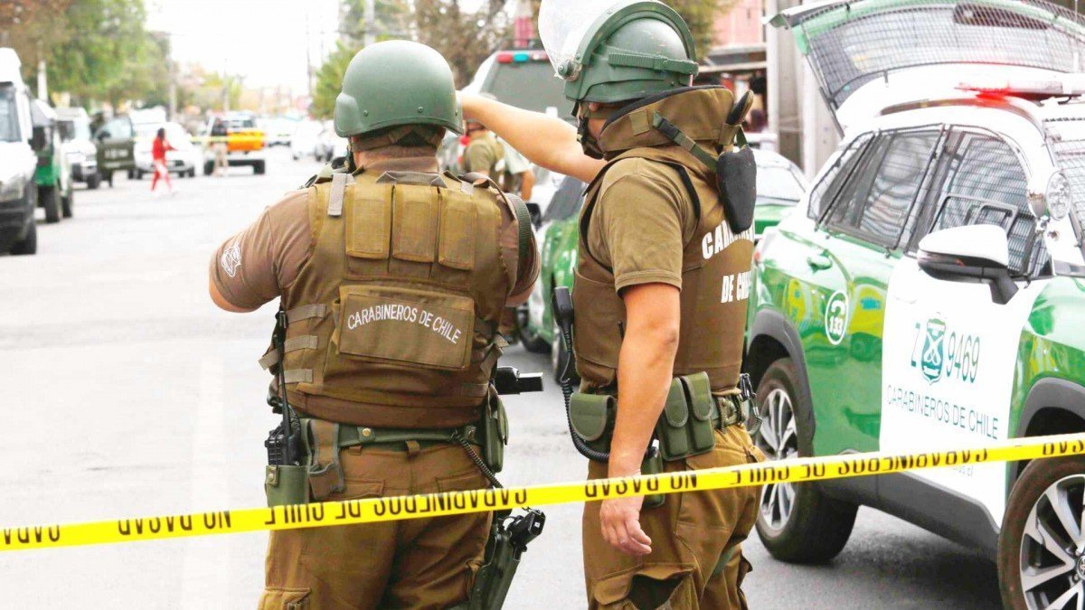 Pareja de adultos mayores asaltada tras retirar $3 millones en Macul.