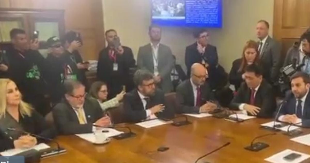 Comisión de Constitución rechaza séptimo retiro de AFP; informe negativo va a la sala.