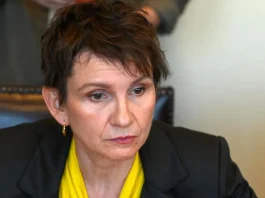 Tohá denuncia la "inhumana" suspensión de vuelos a Venezuela