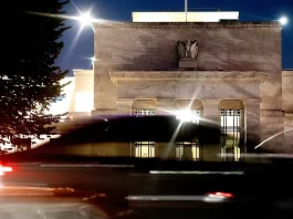 El mundo se adapta a la flexibilización de la Fed tras 36 horas de volatilidad en tasas.