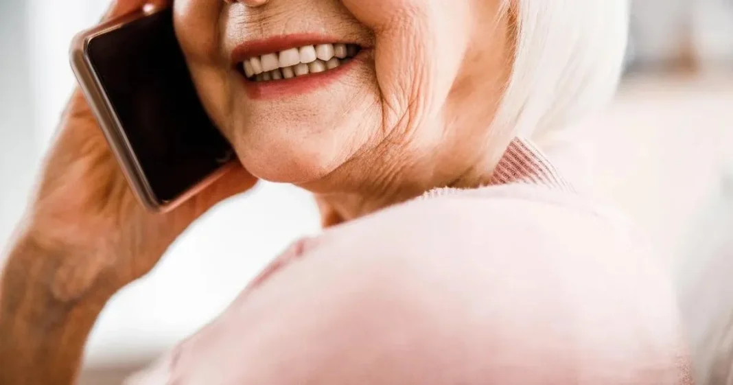 Informe revela que no hay vínculo entre el uso de celulares y el cáncer cerebral.