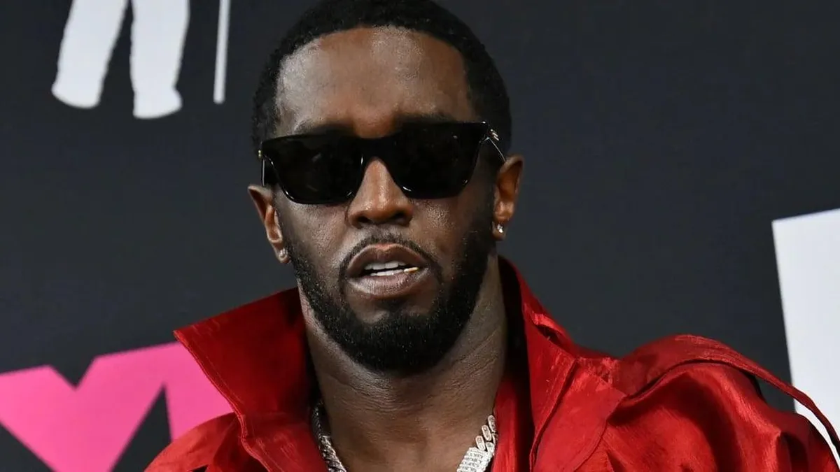Diddy deberá pagar $100 millones tras ser denunciado por agresión sexual.