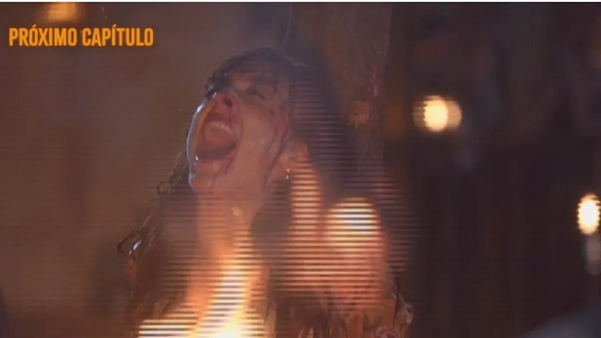 El Señor de la Querencia: José Luis desata la violencia al intentar quemar a Herminia.