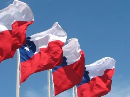 Fiestas Patrias 2024: Conoce las multas por izar incorrectamente la bandera chilena.