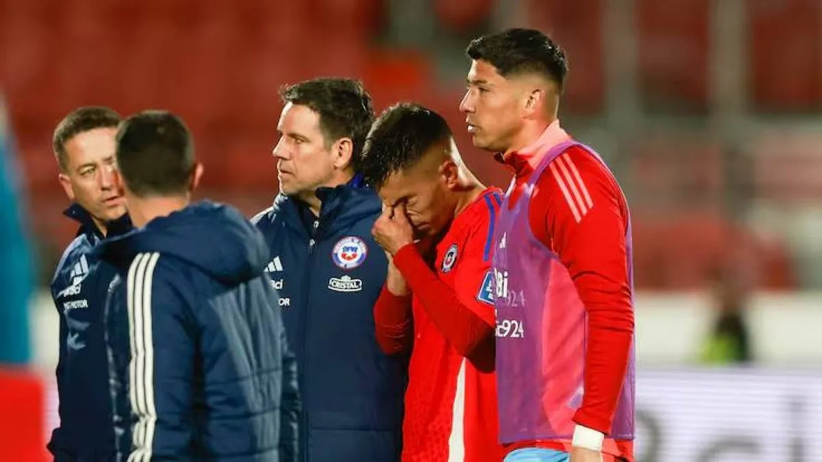 Vicente Pizarro sufre fractura de mandíbula tras un violento codazo en el partido.