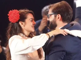 El Presidente sorprende al instalar un aro de básquet en Cerro Castillo con Paula Carrasco.