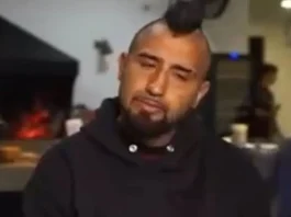 Arturo Vidal defiende a Berizzo y critica a Gareca en su última declaración.