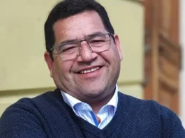 Octavio González denuncia el abandono político en Valparaíso tras los devastadores incendios.