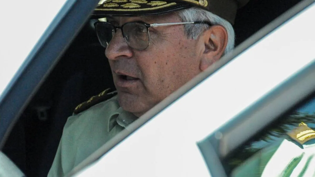 Ricardo Yáñez renuncia como general director de Carabineros de Chile. Ricardo Yáñez renuncia como general director de Carabineros de Chile.