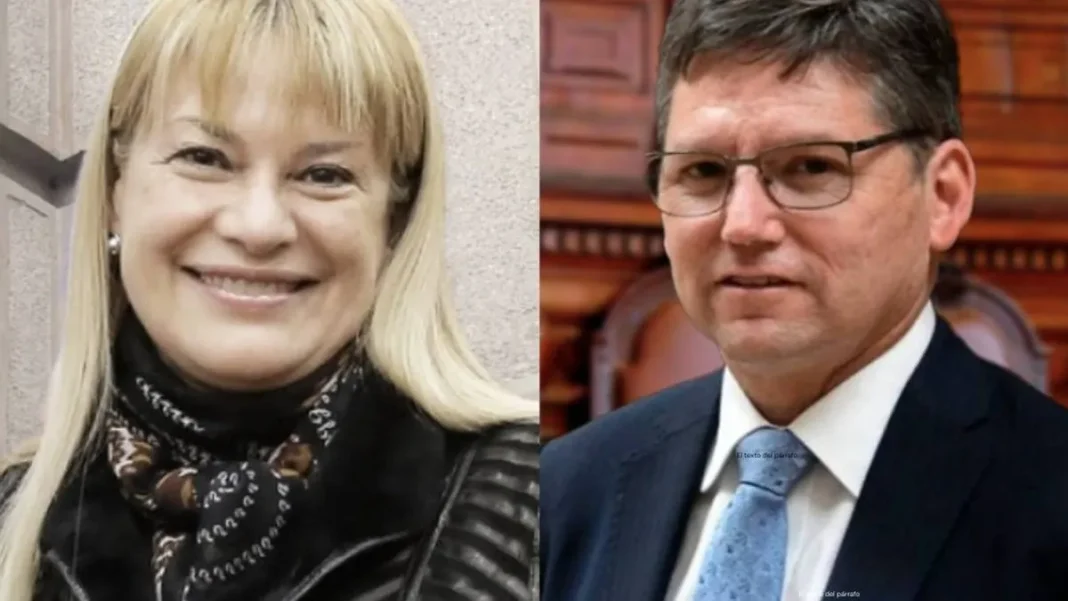 Acusación constitucional contra Ángela Vivanco y Jean Pierre Matus: riesgo de destitución. Acusación constitucional contra Ángela Vivanco y Jean Pierre Matus: riesgo de destitución.