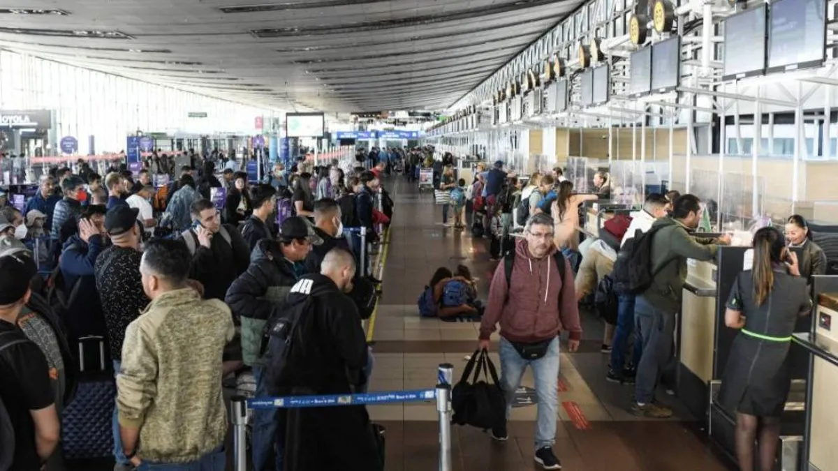 Huelga en Aeropuerto de Santiago: verifique si su vuelo ha sido reprogramado aquí.