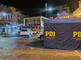 Doble homicidio en Valparaíso: dos hombres asesinados a balazos en la subida Ecuador.