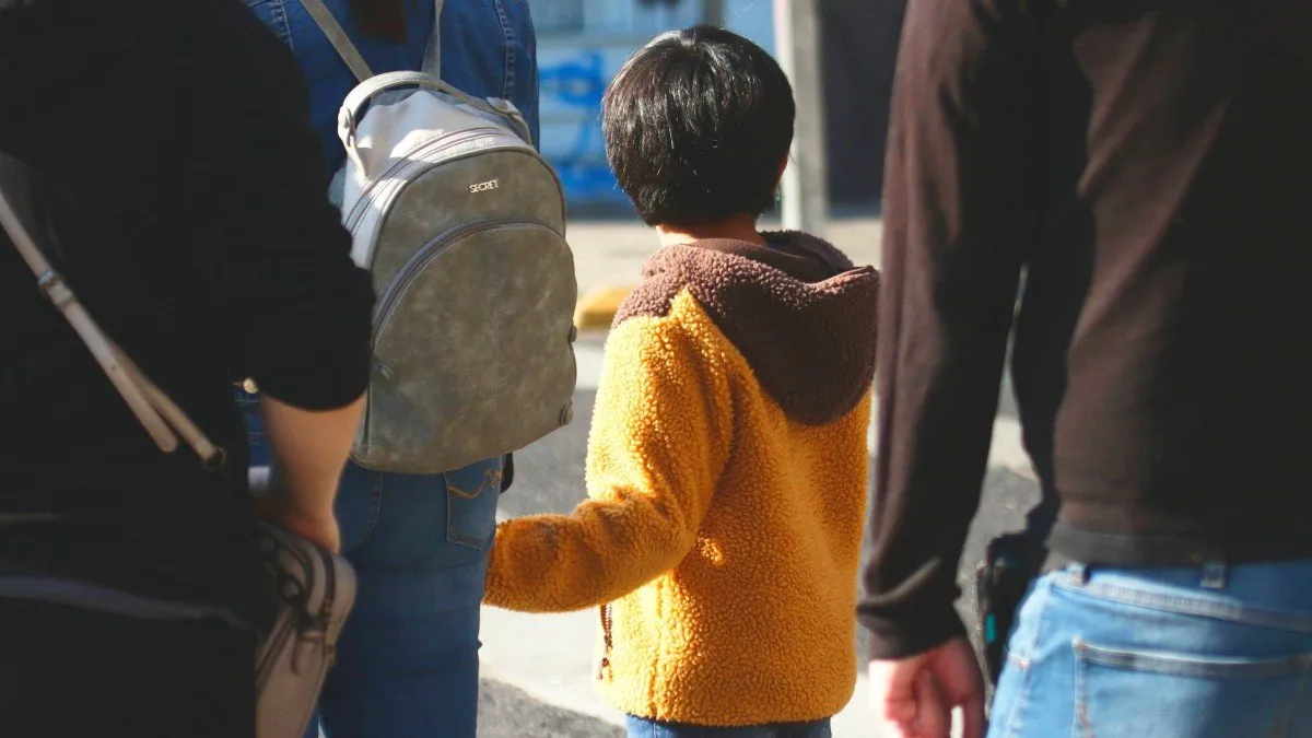 Juzgado de Osorno reconoce la pluriparentalidad en el certificado de un niño. Juzgado de Osorno reconoce la pluriparentalidad en el certificado de un niño.