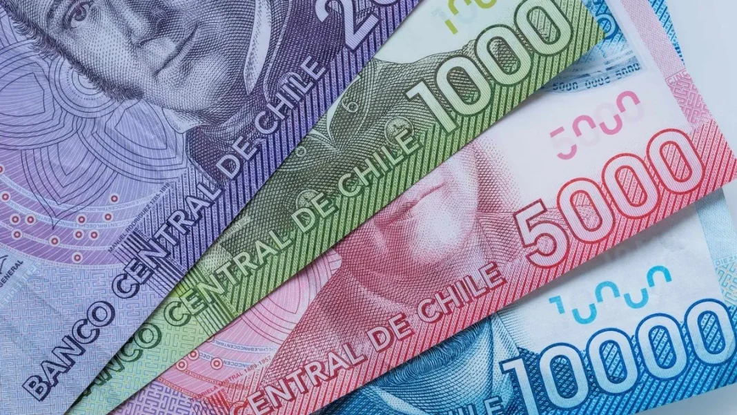 Esta semana se entrega el Bono Logro Escolar: descubre quiénes lo reciben y su monto.