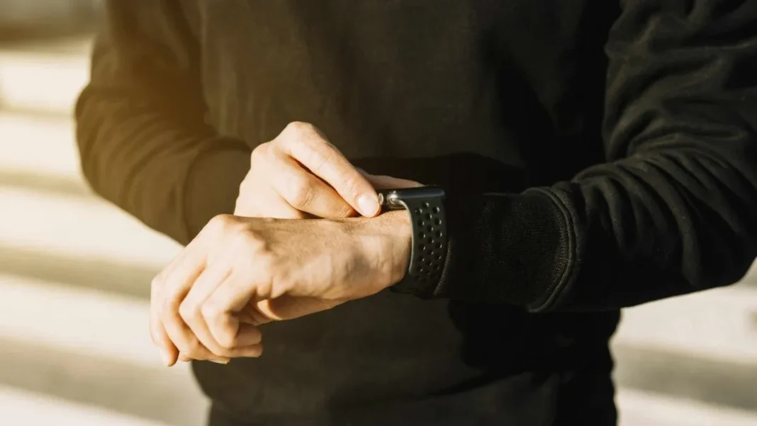 Chile adelanta sus relojes: descubre la zona que cambia de hora primero.