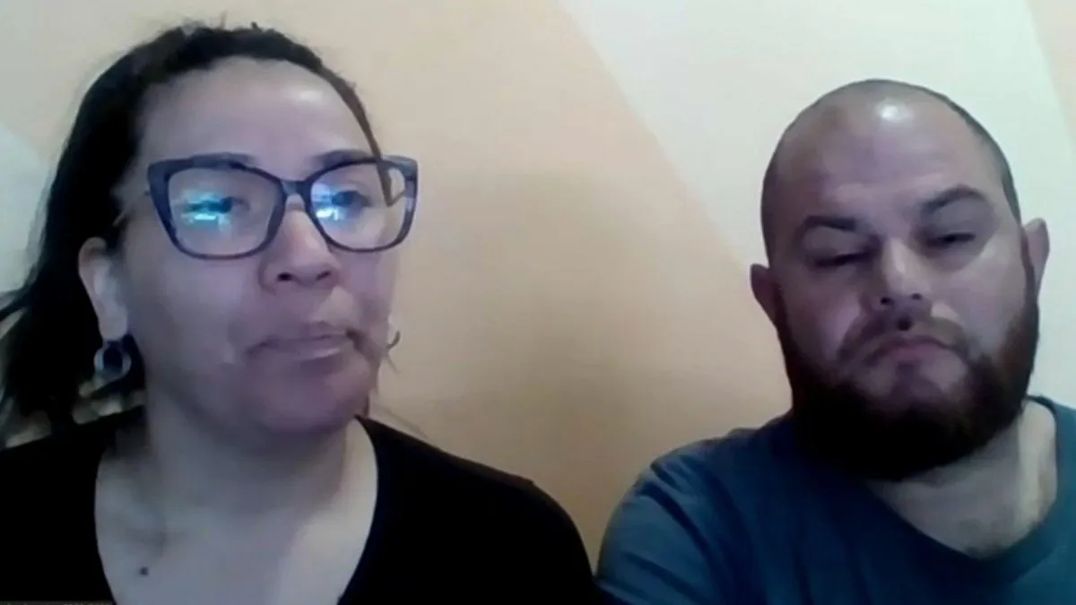 Los padres de Martín Reinoso comparten su dolor tras la pérdida de su hijo. Los padres de Martín Reinoso comparten su dolor tras la pérdida de su hijo.