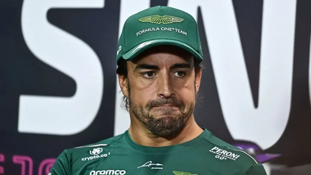 Fernando Alonso enfrenta desafíos en el GP de Singapur: un fin de semana complicado.