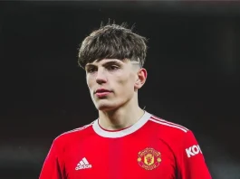 Alejandro Garnacho enfrenta un nuevo desafío en el Manchester United con la llegada de refuerzos.